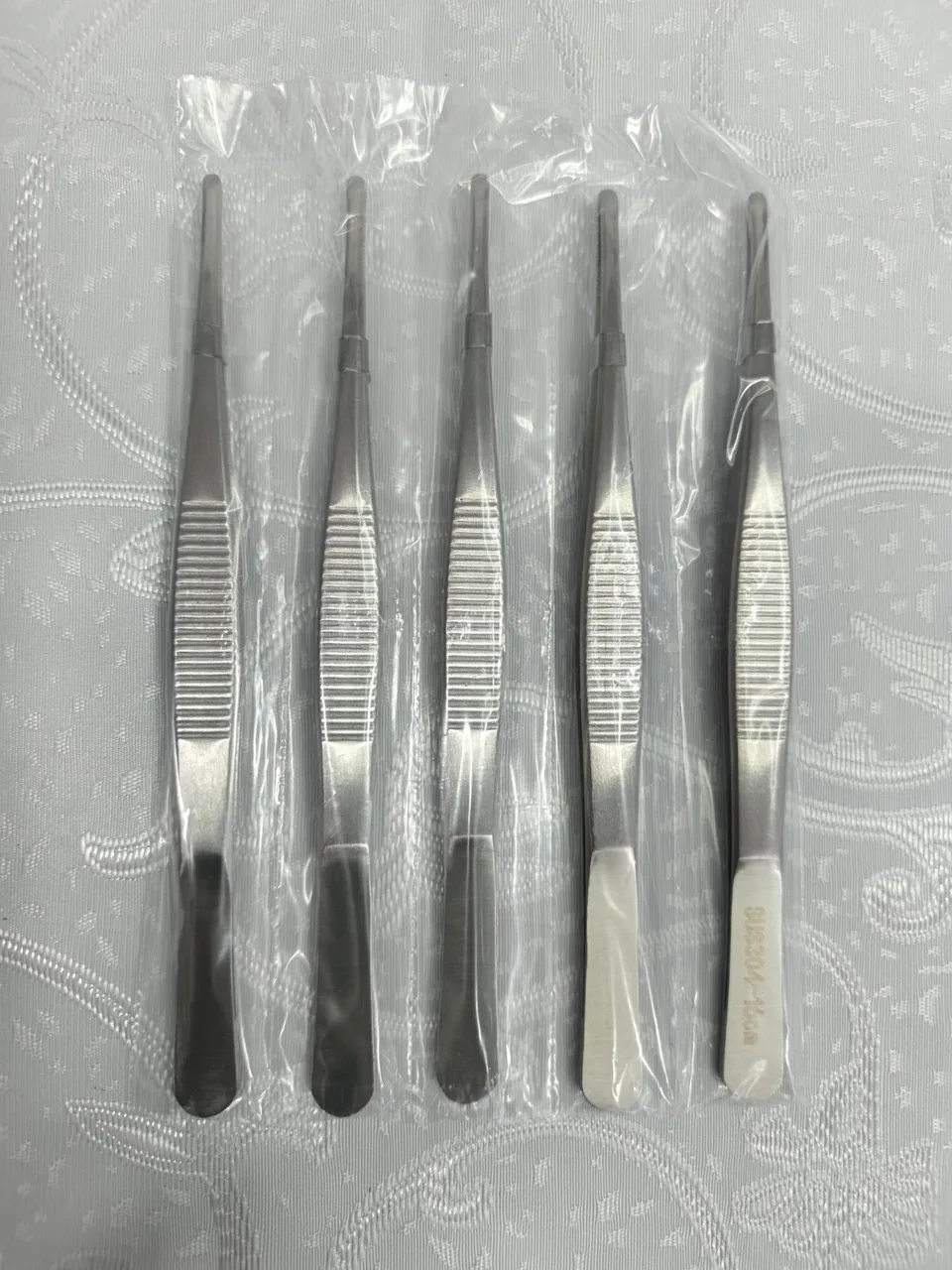 Pinza Anatomica con Dientes